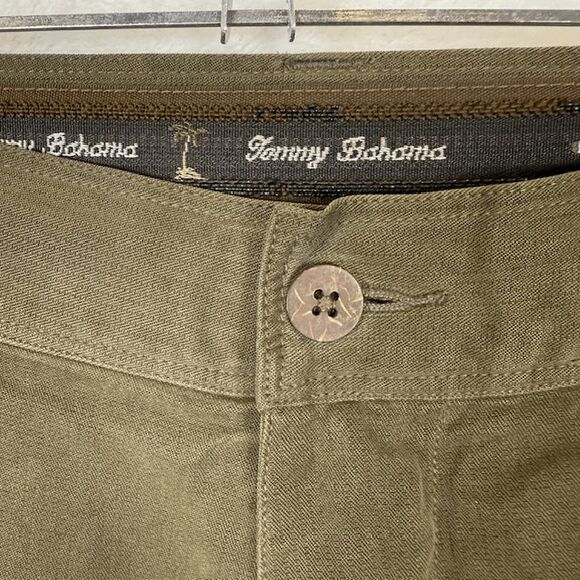 Tommy Bahama 100% Silk Men's Shorts Olive Green Flat Front Relax Size 40 - Picture 3 of 10